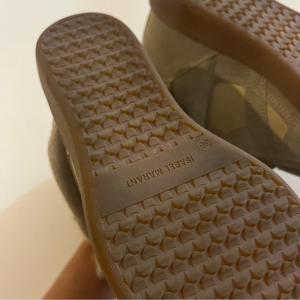 Isabel Marant BEKETT SNEAKERS
bekett leather wedge sneakers - Picture 7 of 9